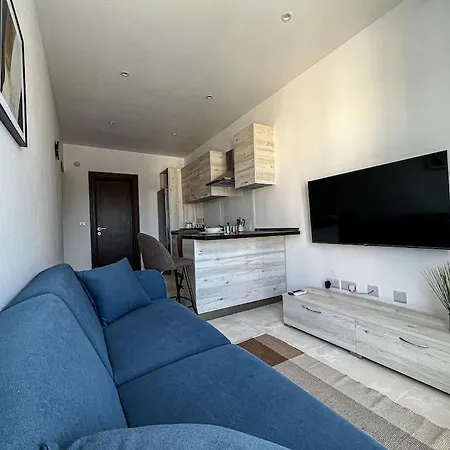 Family For 3 With Balcony - By Solea *