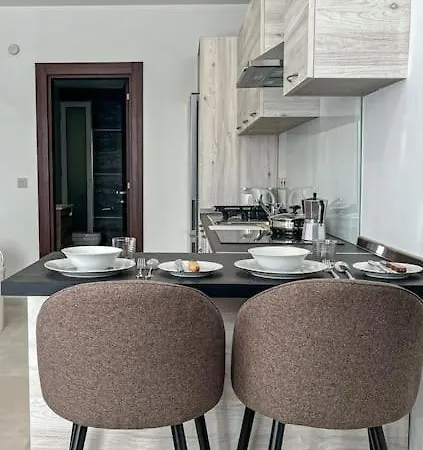 Family For 3 With Balcony - By Solea